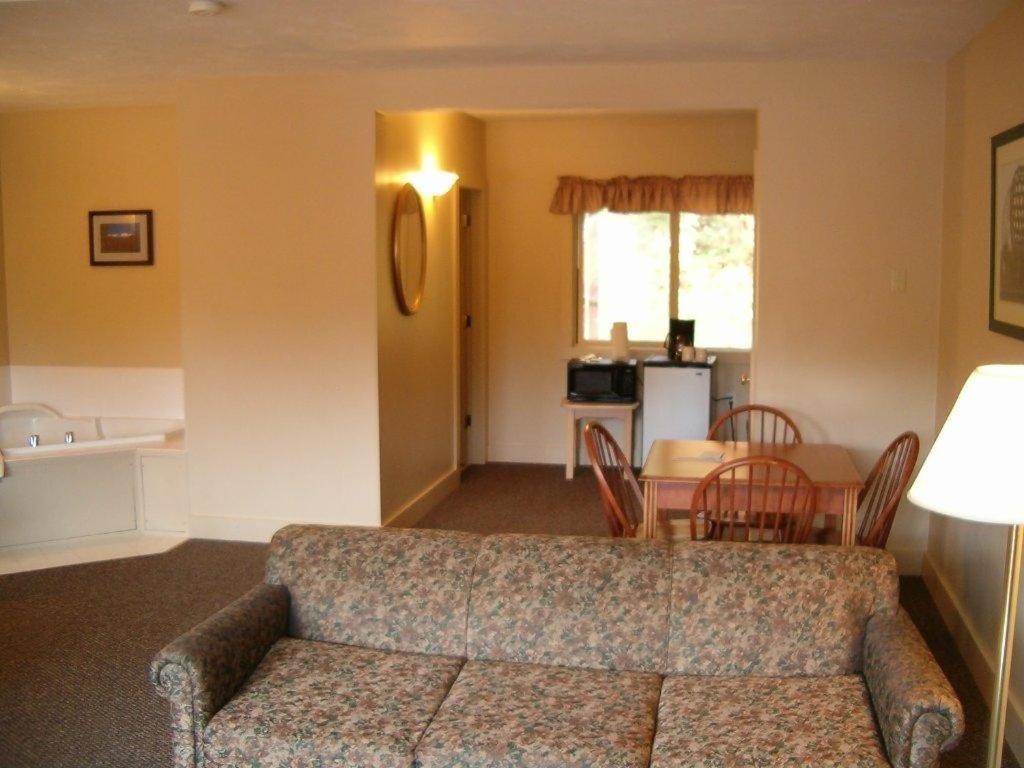Attitash Motel & Suites 바틀릿 객실 사진